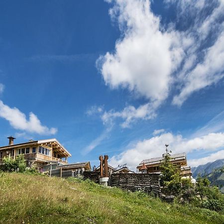 Hotel Marc Veyrat - La Maison Des Bois Manigod Exterior foto