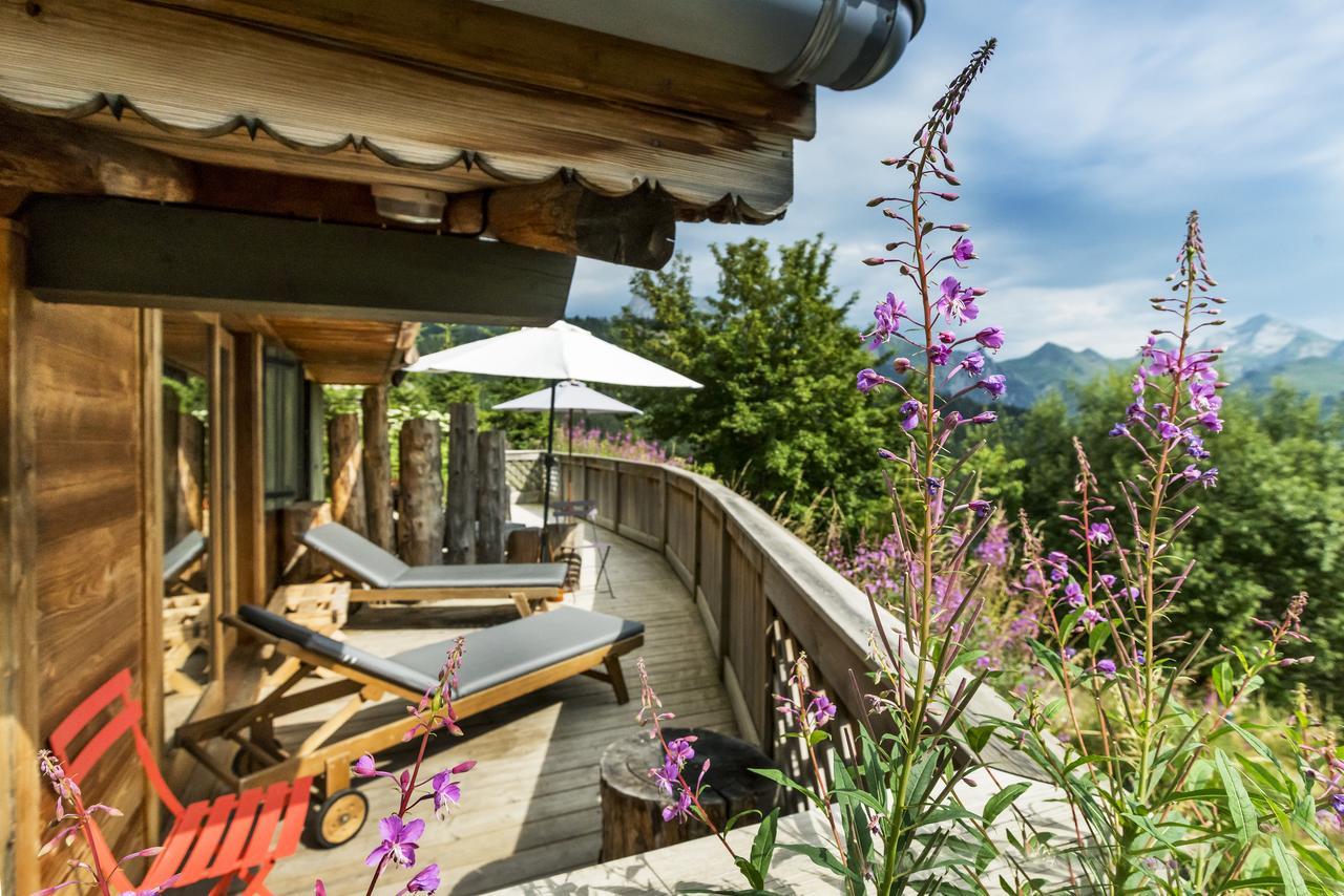 Hotel Marc Veyrat - La Maison Des Bois Manigod Exterior foto